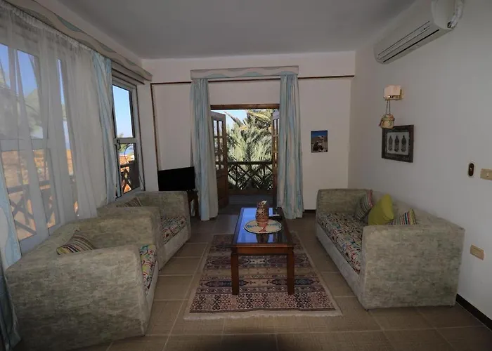 Üdülőközpont Acacia 3*